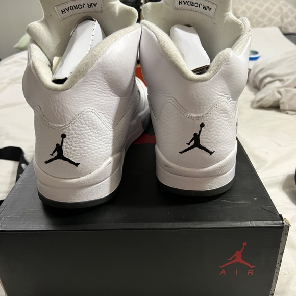 Nike Air Jordan 5 “Metallic White”